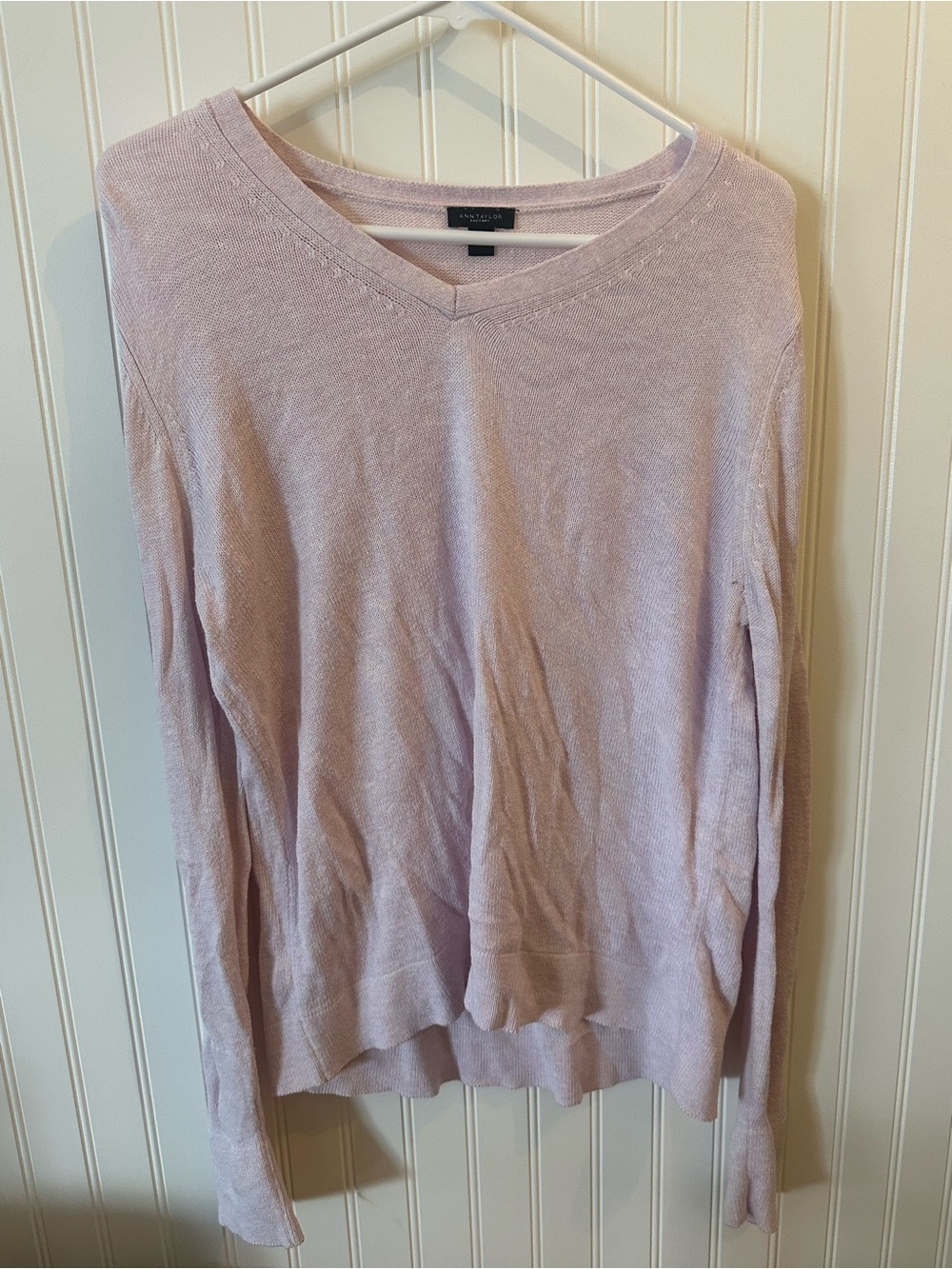 Ann Taylor Factory Pale Lilac V‑Neck Sweater